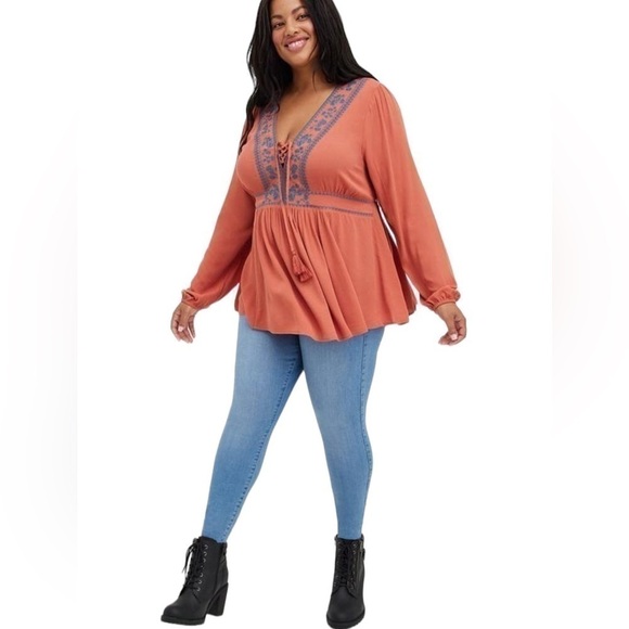 Torrid Babydoll Rayon Crepe Embroidered Lace-Up Top in Redwood - Picture 1 of 6